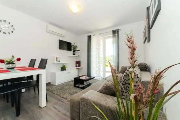 Superior Apart Daire