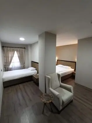 Aile Odası, Şehir Manzaralı