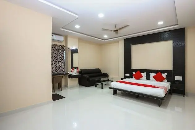 Luxury Oda