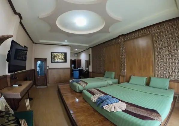Deluxe Room with River view