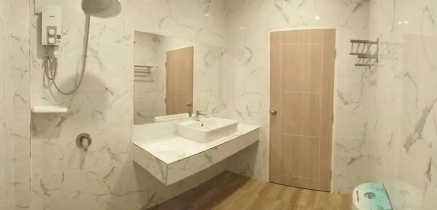 Luxury Oda, 1 En Büyük (King) Boy Yatak, Kanal Manzaralı