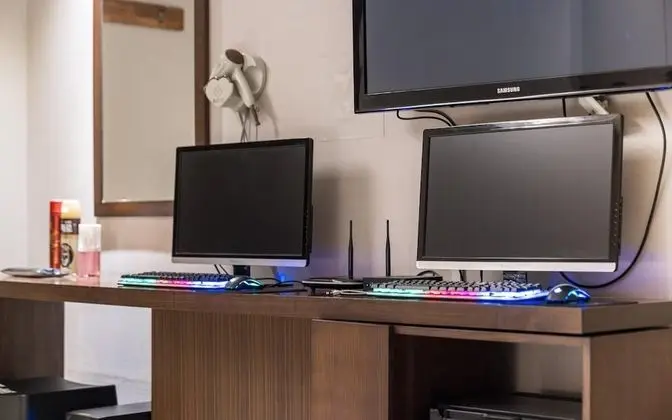 Oda (Couple PC Room/OTT (Free Netflix))