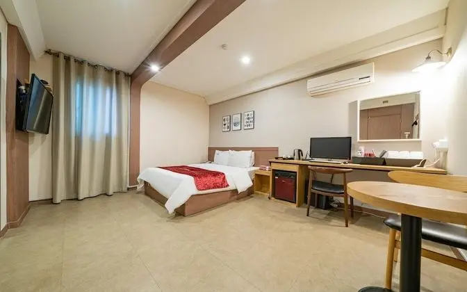 Oda (Standard-OTT (Apple TV in all rooms N)