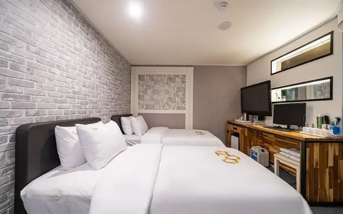 Oda (Twin - Yeonmudong single room (two be)