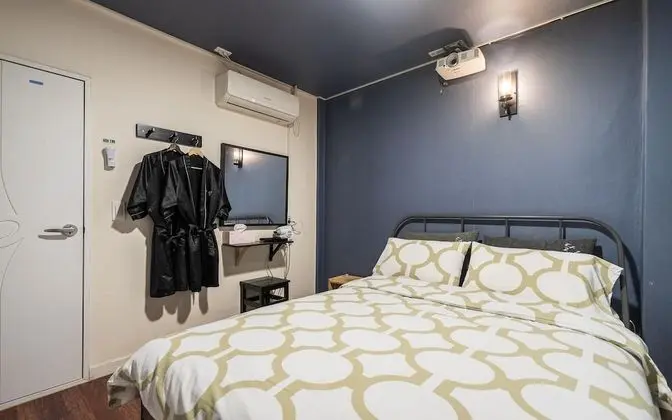 Oda (Standard Room (Free Netflix available)