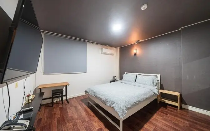 Oda (Standard Room (Free Netflix available)