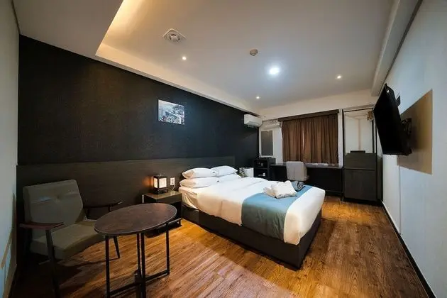 Deluxe Tek Büyük Yataklı Oda, 1 Çift Kişilik Yatak, Şehir Manzaralı