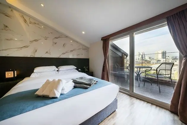 Design Süit, 1 Büyük (Queen) Boy Yatak, Sigara İçilmez, Şehir Manzaralı