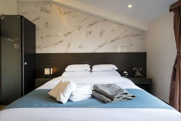 Design Süit, 1 Büyük (Queen) Boy Yatak, Sigara İçilmez, Şehir Manzaralı