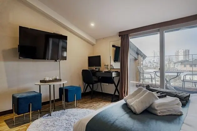 Design Süit, 1 Büyük (Queen) Boy Yatak, Sigara İçilmez, Şehir Manzaralı