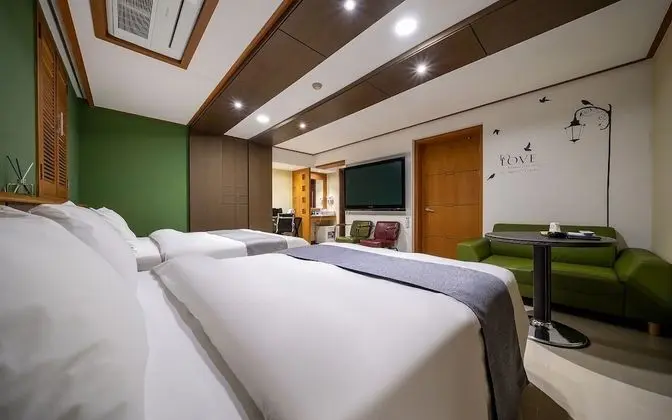 Oda (Whirlpool Twin Special Room (65 TV tw)