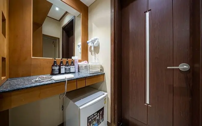 Oda (Whirlpool Twin Special Room (65 TV tw)