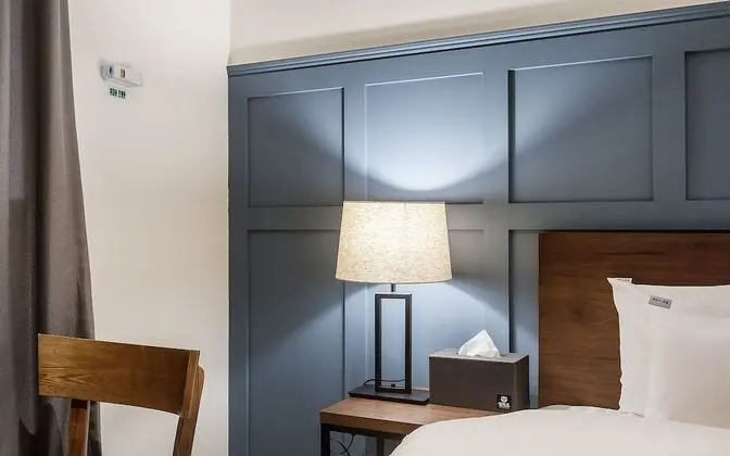 Oda (Deluxe-Double Room (Free standing bat)