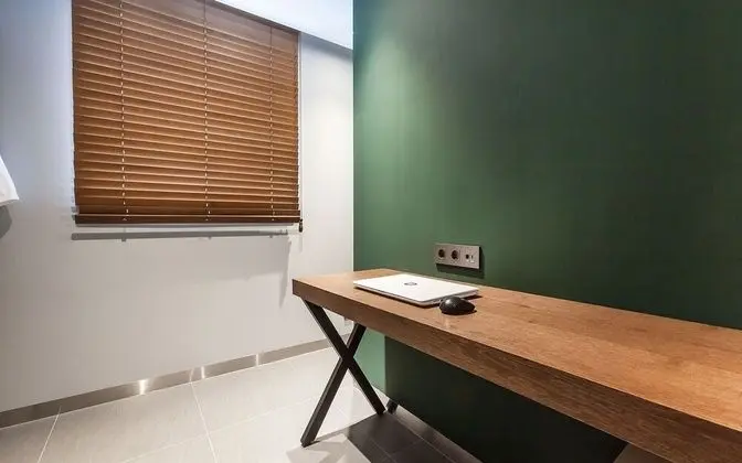 Oda (Deluxe-Double Room (Free standing bat)