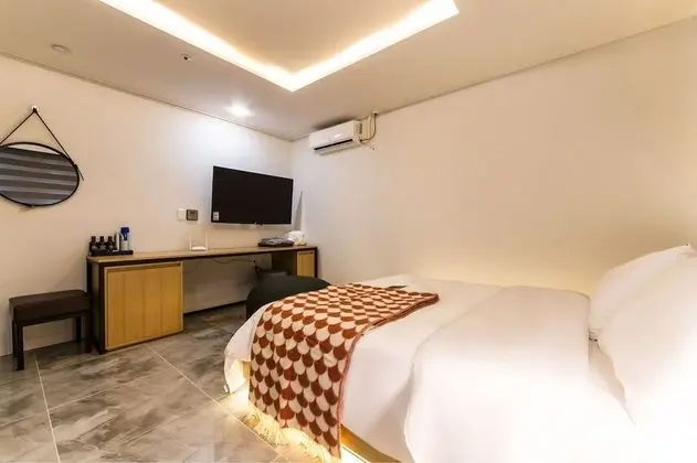 Premium Tek Büyük Yataklı Oda, Sigara İçilebilir
