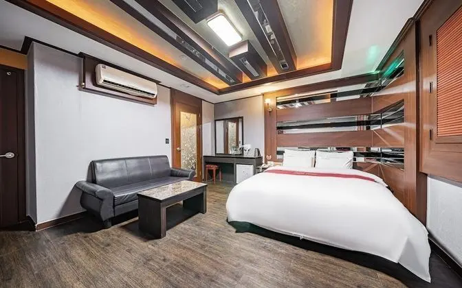 Oda (Deluxe Room A (Random Assignment-Watc)