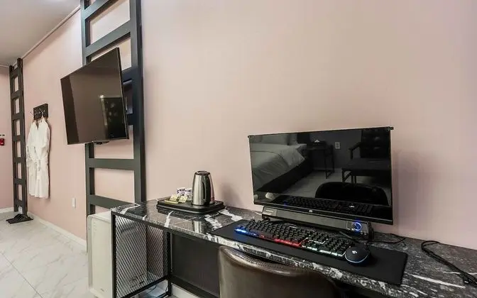 Oda (Premium Twin-Couple PC Styler (No Har)