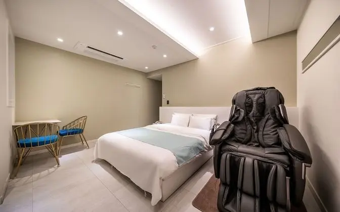 Oda (Premium Infinity Hourly Room (10 Hour)