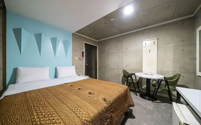 Oda (Standard room (Netflix available))