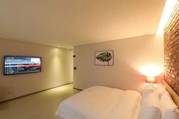 Deluxe