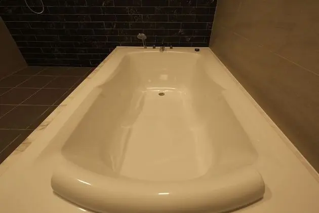 Deluxe