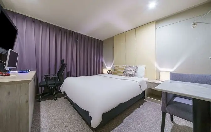 Oda (High specification 1PC room (i7 10th )