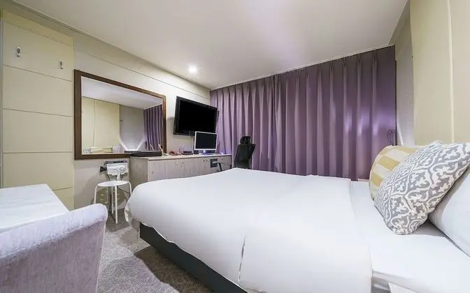 Oda (High specification 1PC room (i7 10th )