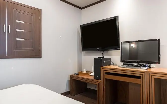 Oda (Twin Deluxe (2Bed Netflix personal ac)