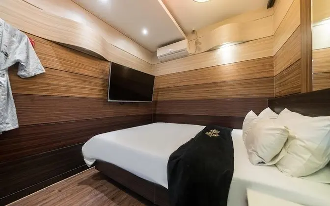Oda (Standard Room)