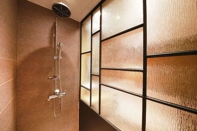 Oda (Standard room (65 inch TV/latex/Netfl)