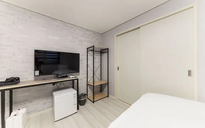 Oda (Standard Twin Bed Room)