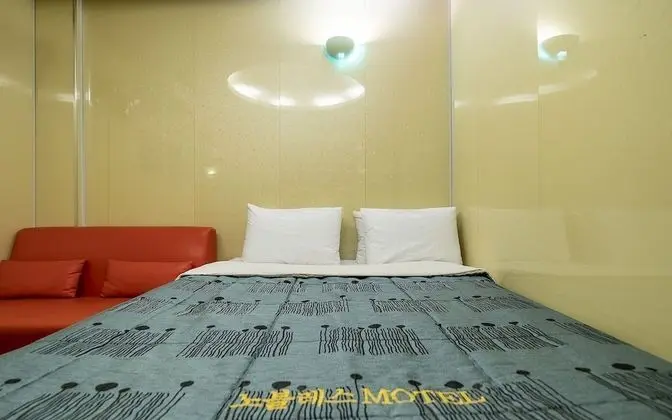 Oda (Standard room (mirroring / Netflix vi)