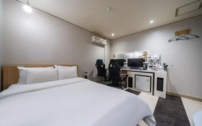 Oda (Couple PC Room (Hotel Inquiry for Par)