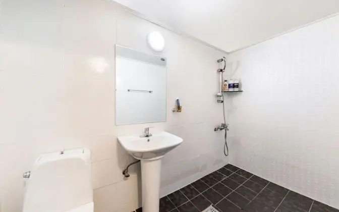 Oda (General room-A (ONE PC late checkout )