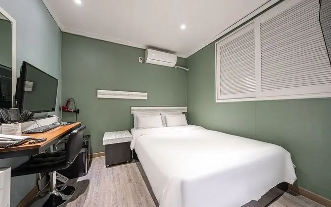 Oda (Standard Room- A(PC))