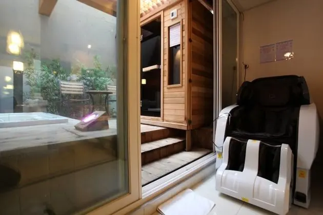 Oda (Garden room)