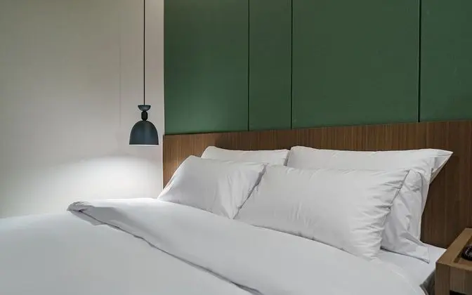 Oda (Standard - Non-Smoking (65-inch TV Ne)