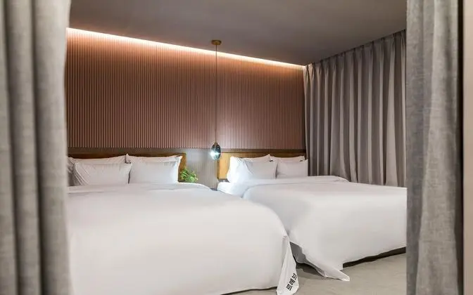 Oda (Suite - Party Room Non Smoking (Two b)