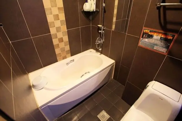 Oda (O2 - general room)