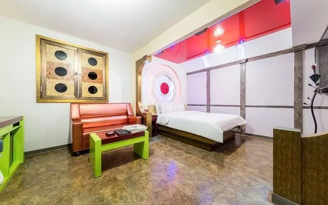 Oda (Special room-Physical ID is required )