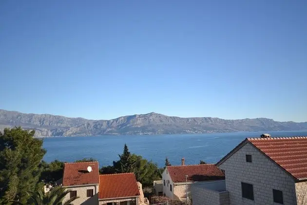 Apart Daire (Suzane - terrace and sea view - A-Ale)