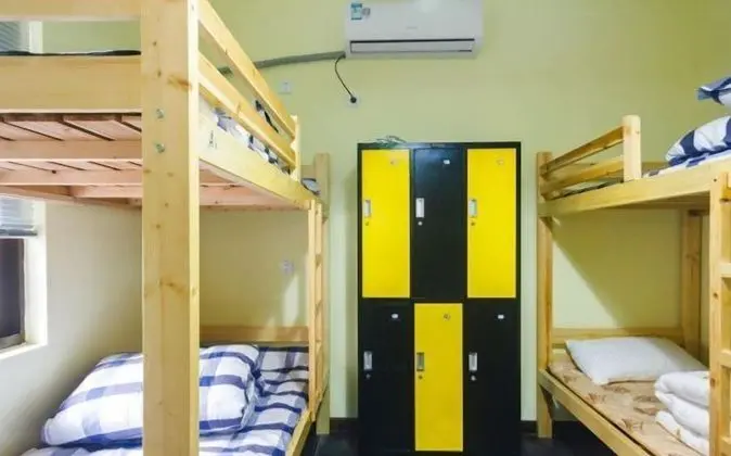 Ortak Ranzalı Oda, Sadece erkekler için (6-Beds)