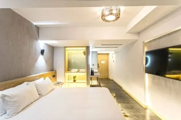 Comfort Tek Büyük Yataklı Oda