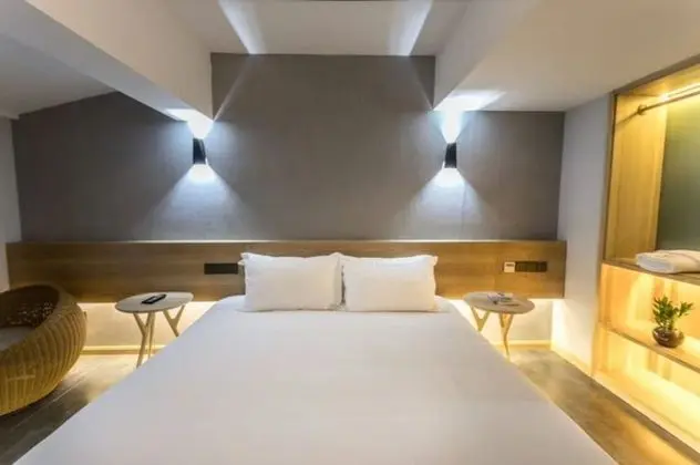 Comfort Tek Büyük Yataklı Oda