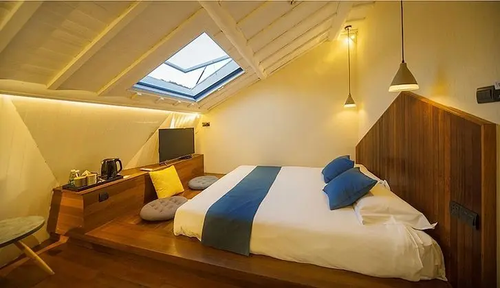 Standard Tek Büyük Yataklı Oda