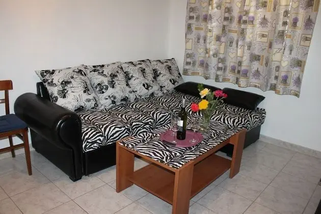 Apart Daire (Suzi - parking - A1(3))