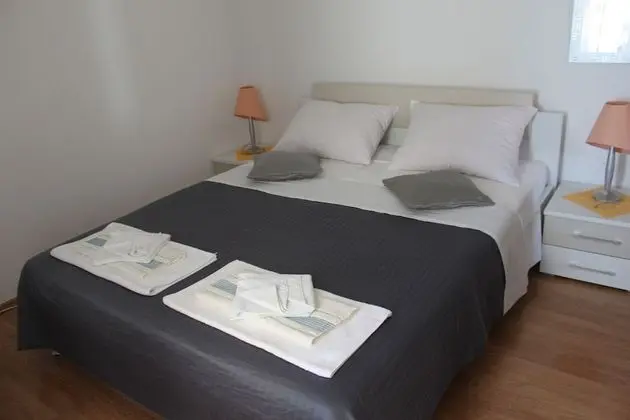 Apart Daire (Suzi - parking - A2(4))