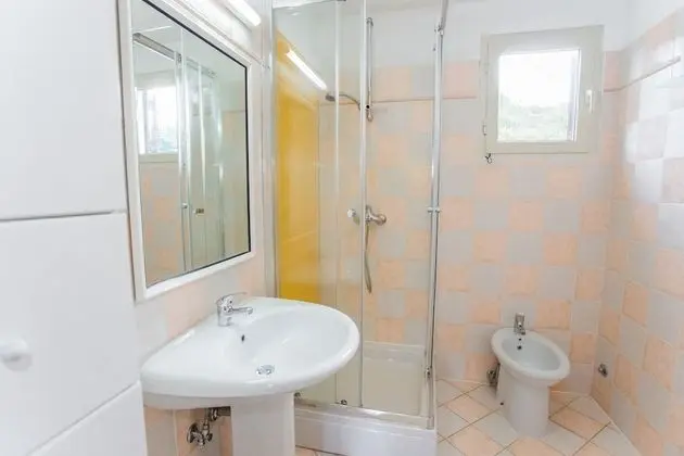 Ev (Suzi1 - with pool - H(4+1))