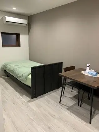 Tek Kişilik Oda, Küçük Mutfak