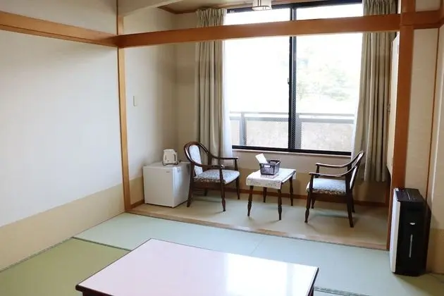 Traditional Oda, Sigara İçilmez (Japanese Style for 3, Shared bath)